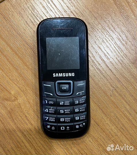Samsung GT-E1200