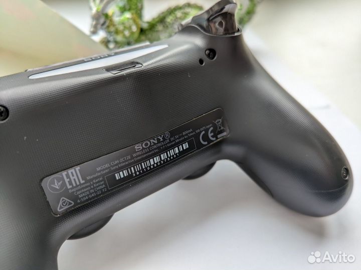 Sony Dualshock 4 v2 оригинал. Геймпад. Джойстик