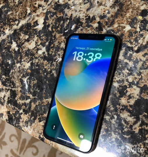 iPhone Xs, 64 ГБ