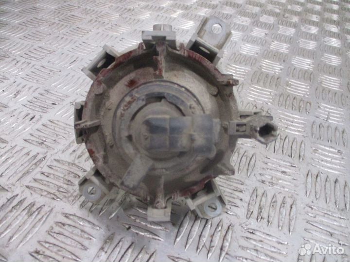 Фара противотуманная Iveco 41221084