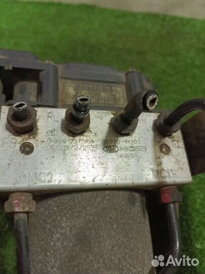 Блок управления ABS Kia Ceed хэтчбек 1.6 G4FC 2008