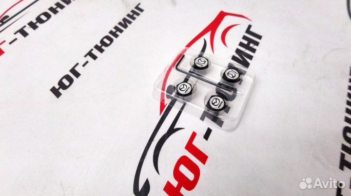 Колпачки на ниппель Mazda с анти кражей