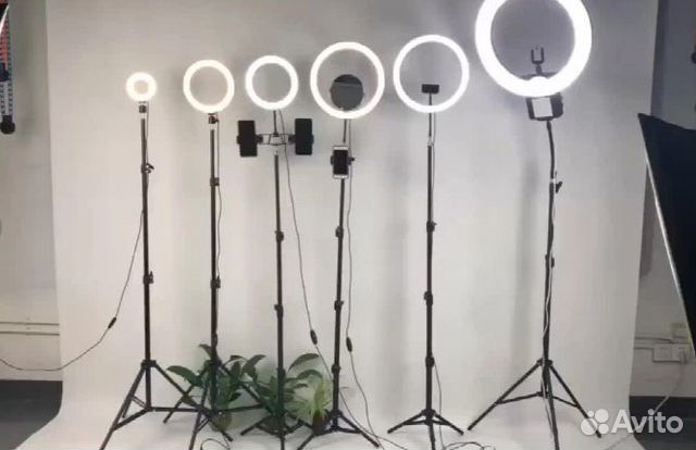 Кольцевая лампа в наличии