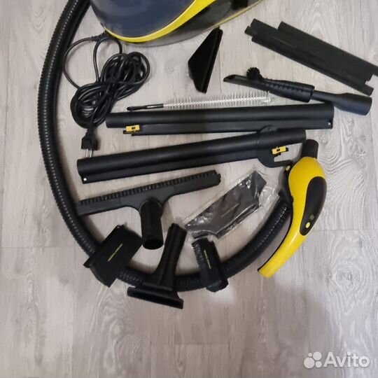 Моющий пылесос Karcher