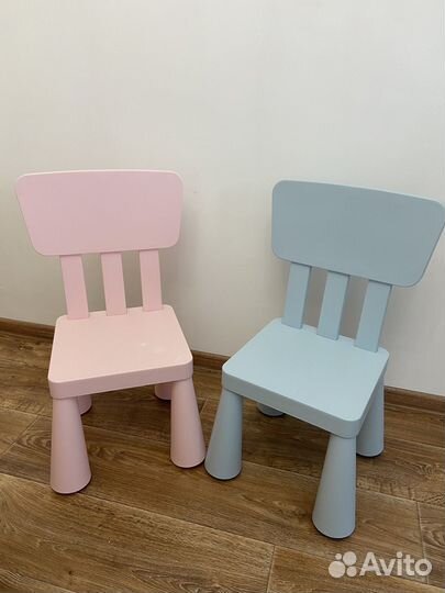 Стол со стульями IKEA