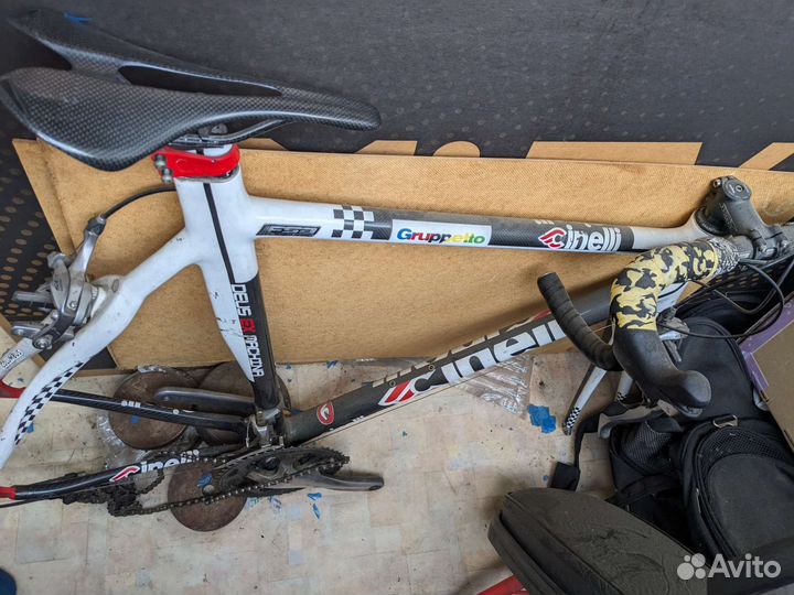 Карбоновая рама Cinelli и система Shimano 105