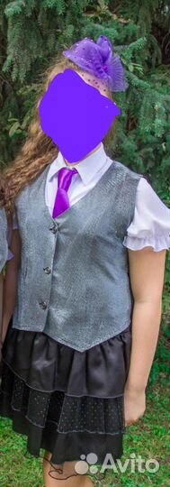 Костюм для выступлений. Две сменных жилетки