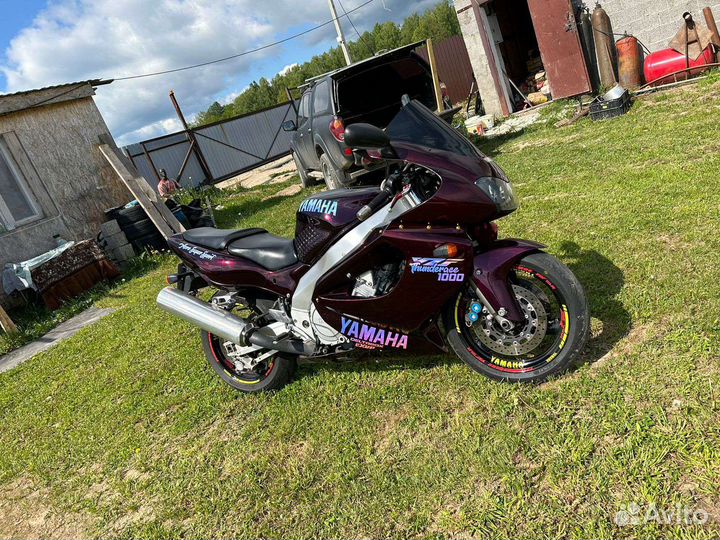 Yamaxa yzf1000r