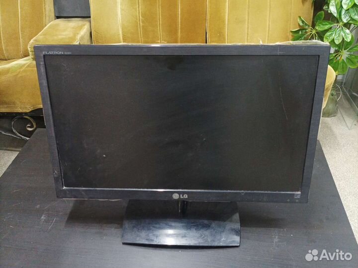 Монитор LG flatron E2351VR-BN