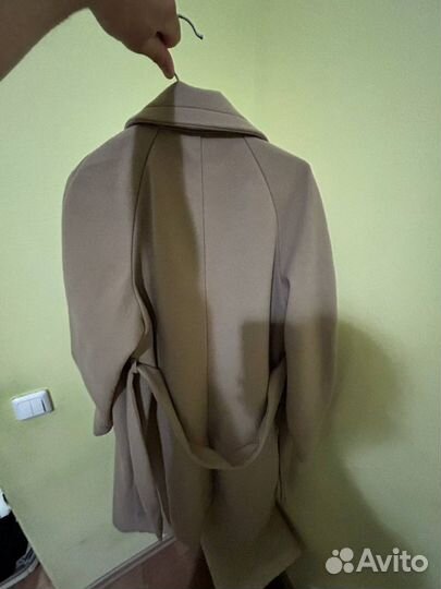 Пальто женское Reserved бежевое