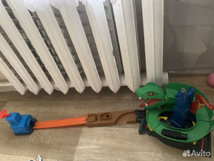 Гоночный трек hot wheels