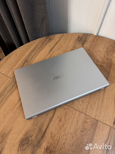 Ноутбук asus