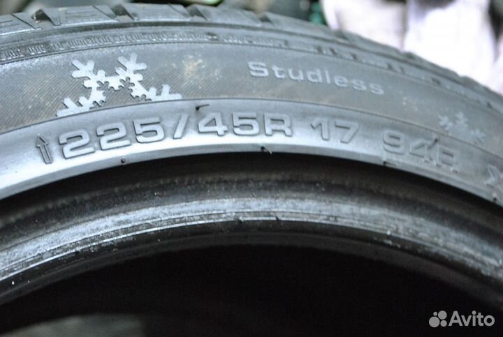 Kumho I'Zen KW31 225/45 R17 94R