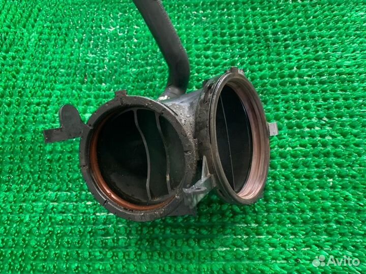 Патрубок воздушного фильтра Mercedes-benz M-class