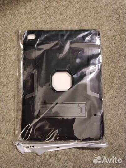 Защитный чехол 