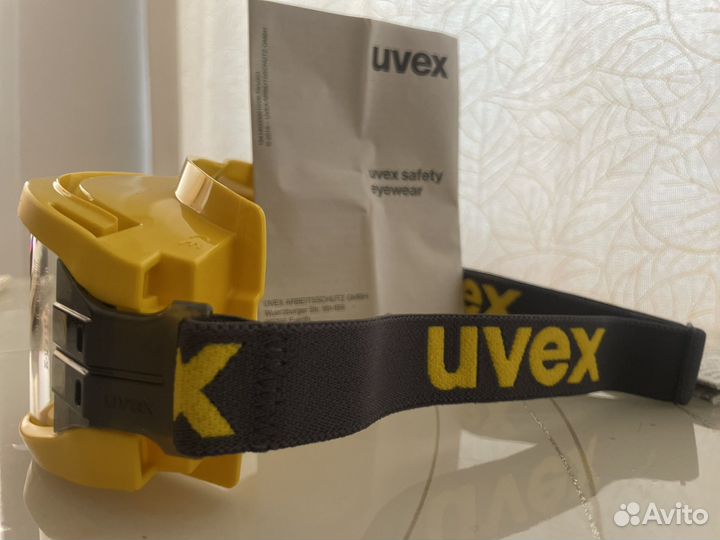 Очки Uvex