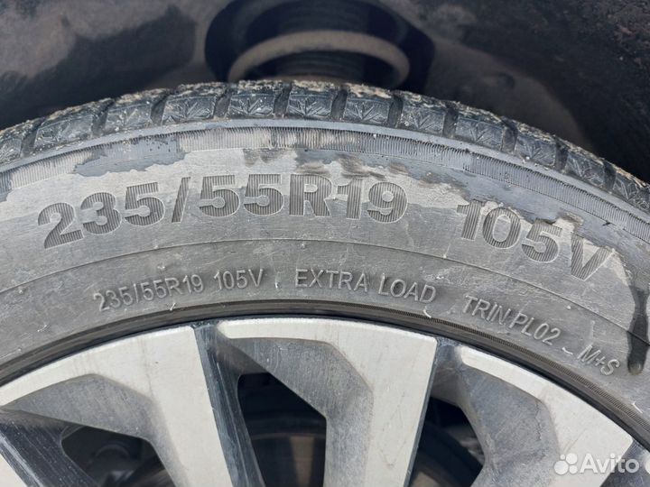 Triangle Trin PL02 235/55 R19 105