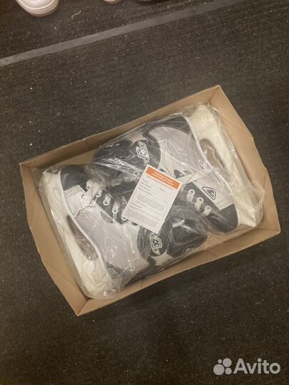 Коньки хоккейные для мальчика 37р