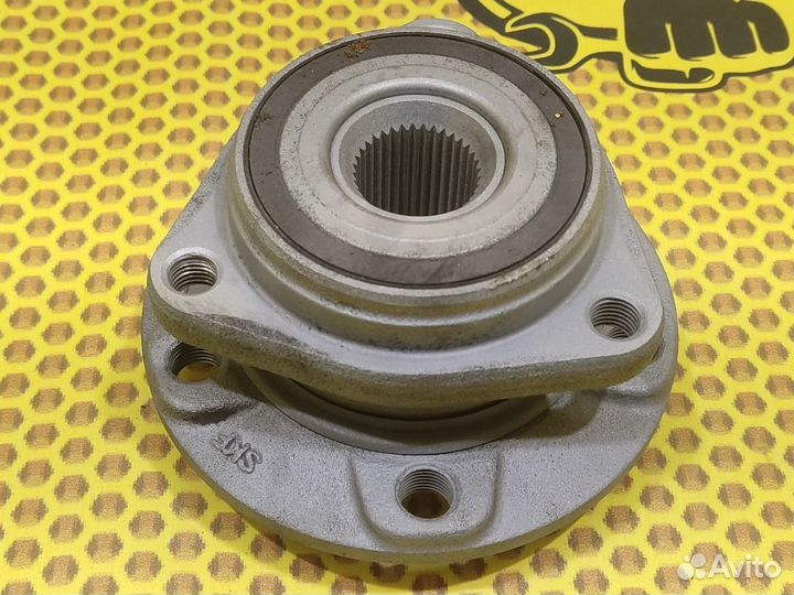 Ступица колеса передняя правая Volkswagen Jetta