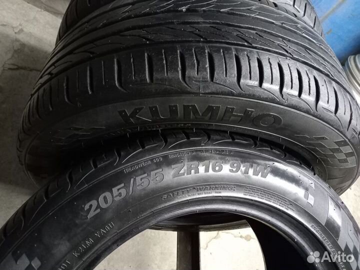 Kumho Ecsta PS31 205/55 R16