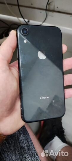 iPhone Xr, 64 ГБ