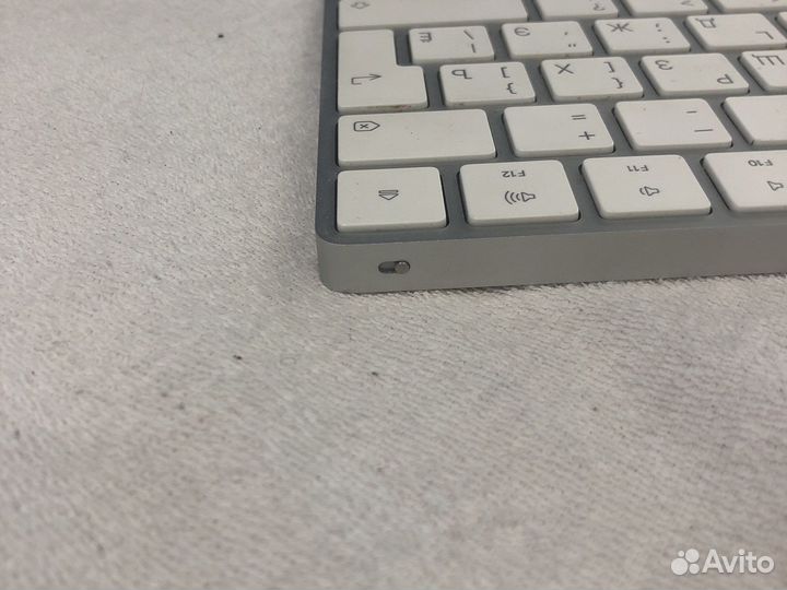 Клавиатура Apple