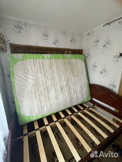 Кровать двухспальная с матрасом бу 160 200