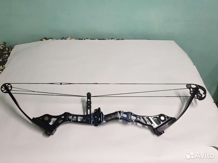 Блочный лук Mathews Apex 7