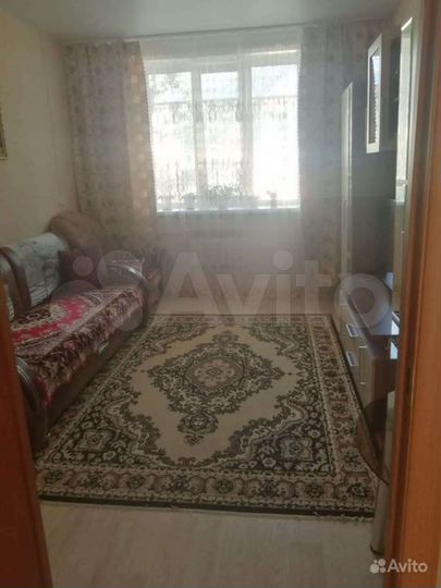 Комната 14 м² в 3-к., 2/2 эт.