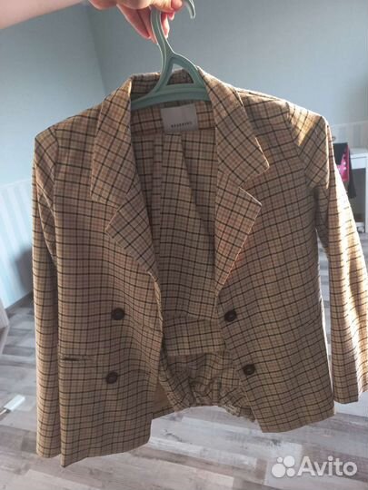 Костюм пиджак и брюки для девочки