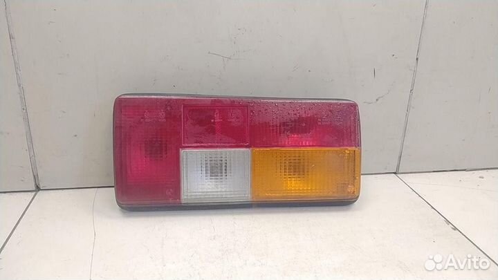 Фонарь правый LADA 2105