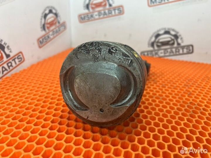 Поршень и шатун Ford Focus 1 2.0 split port