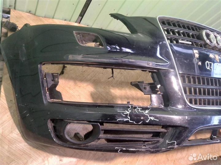 Бампер передний Audi Q7 4LB BUG