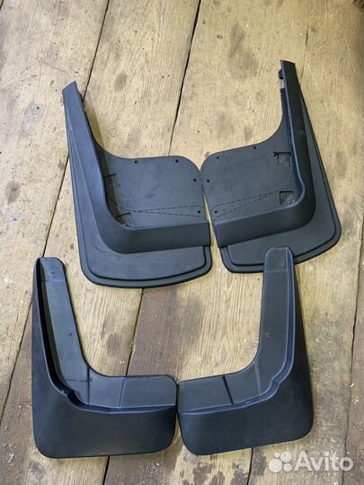 Брызговики универсальные