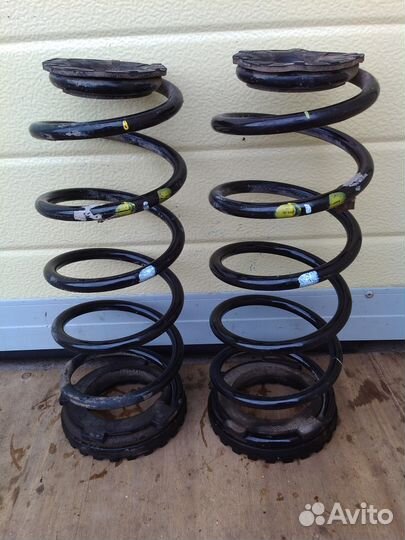 Хундай Солярис-задние пружины
