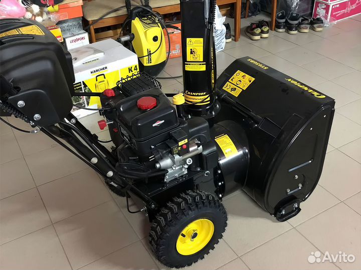 Снегоуборщик champion ST656BS витрина 6.5 лс
