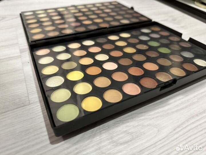 Палитра теней 120 теплых оттенков