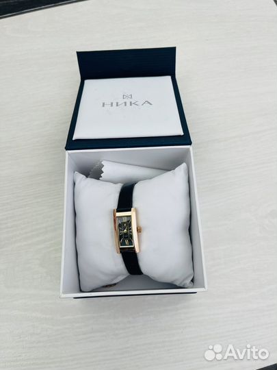 Часы золотые 585 женские Nika