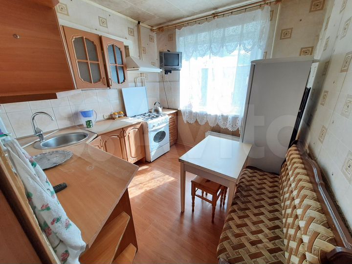 2-к. квартира, 50 м², 8/9 эт.