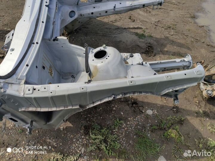 Четверть Лонжерон правый BMW E39