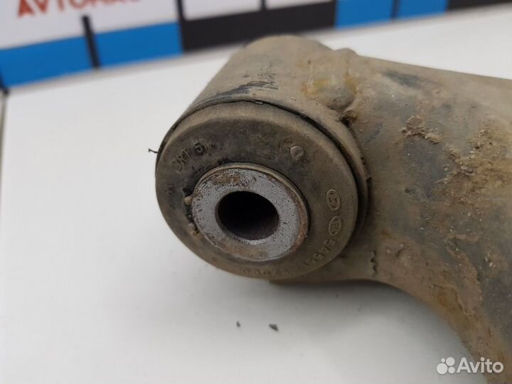 Рычаг подвески передний правый (Kia Cerato)