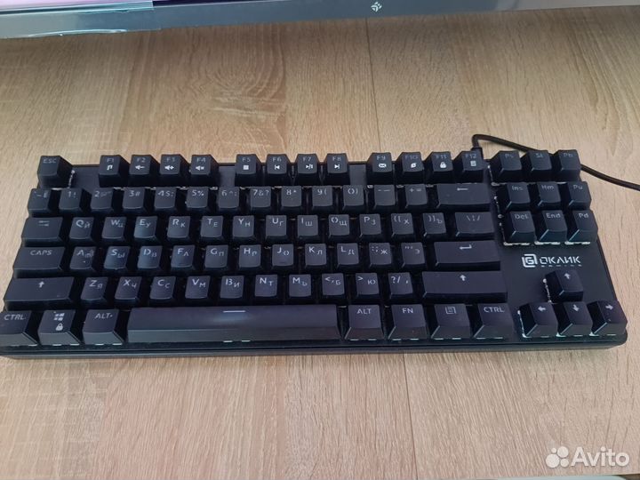 Игровая механическая клавиатура rgb