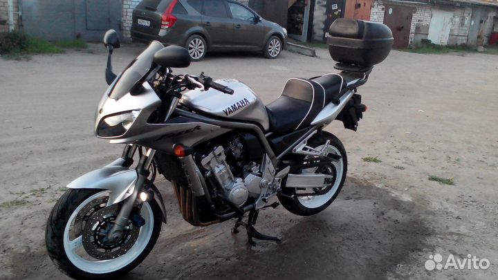 Yamaha FZS 1000 Fazer 2002г