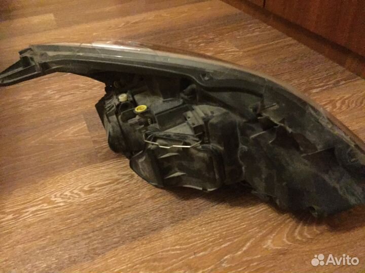 На Опель вектра Опс или с левая фара би ксенон