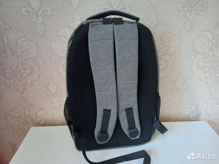 Рюкзак новый школьный