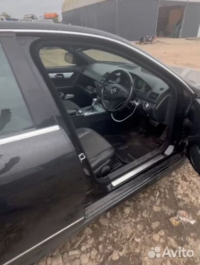 Разбор Mercedes w204 дорест om646 AMG обвес