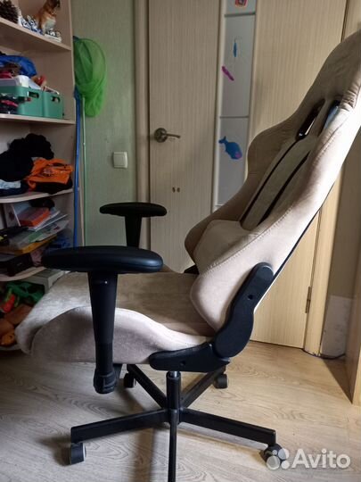 Кресло игровое zombe viking aero