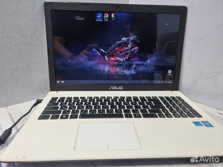 Ноутбук Asus 4 ядра/4 гига /500gb