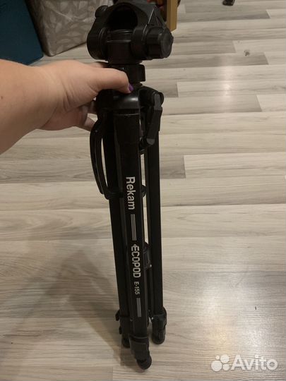 Штатив для фотоаппарата