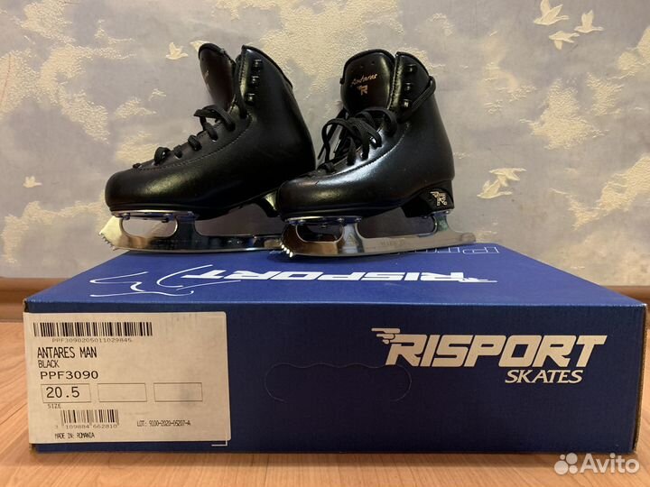 Фигурные коньки risport